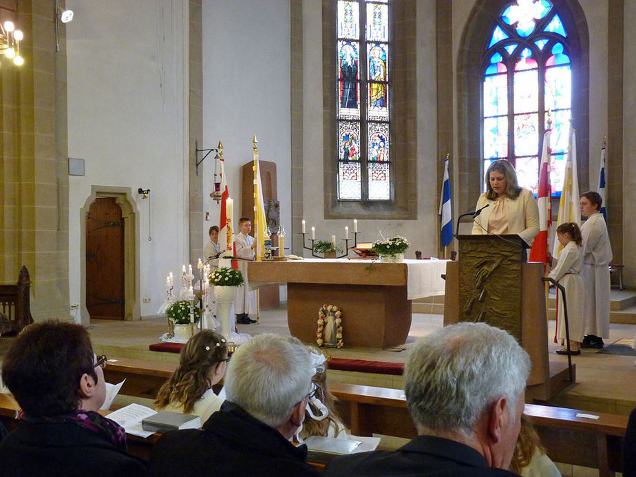 1. Heilige Kommunion in St. Crescentius (Foto: Karl-Franz Thiede)